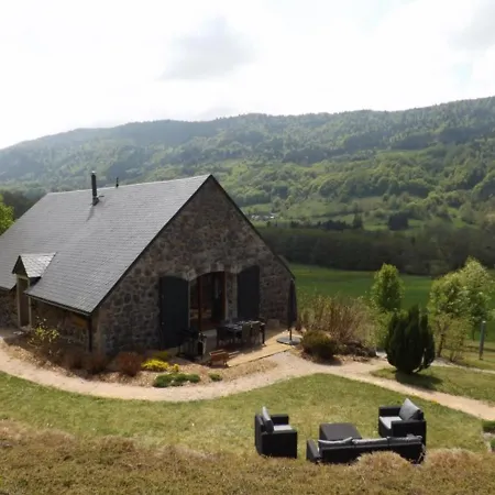 Maison De Charme Avec Vue Panoramique, Jardin Et Parking Prive - Fr-1-742-305