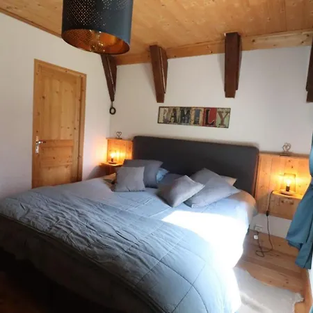 Casa vacanze Maison De Charme Avec Vue Panoramique, Jardin Et Parking Prive - Fr-1-742-305