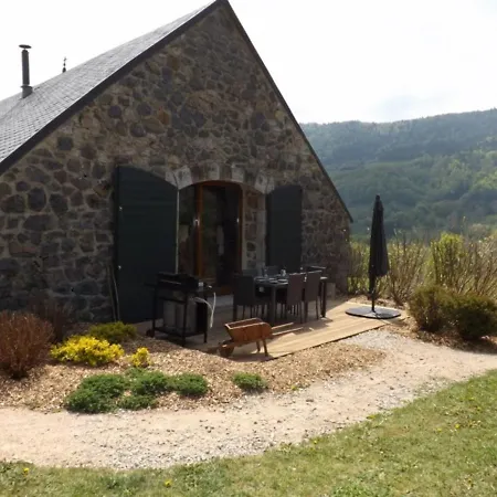 Casa vacanze Maison De Charme Avec Vue Panoramique, Jardin Et Parking Prive - Fr-1-742-305