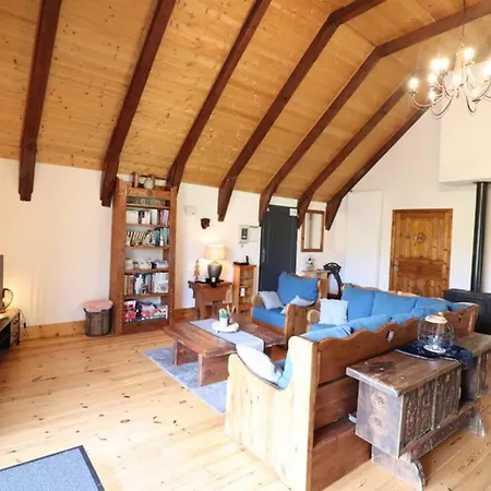 Casa vacanze Maison De Charme Avec Vue Panoramique, Jardin Et Parking Prive - Fr-1-742-305